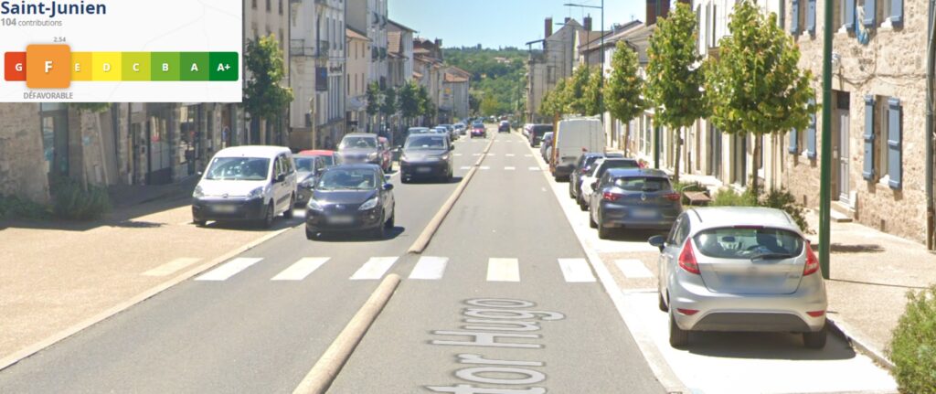 Saint Junien : F. Streetview de la départementale (rue Victor Hugo) sans piste cyclable.